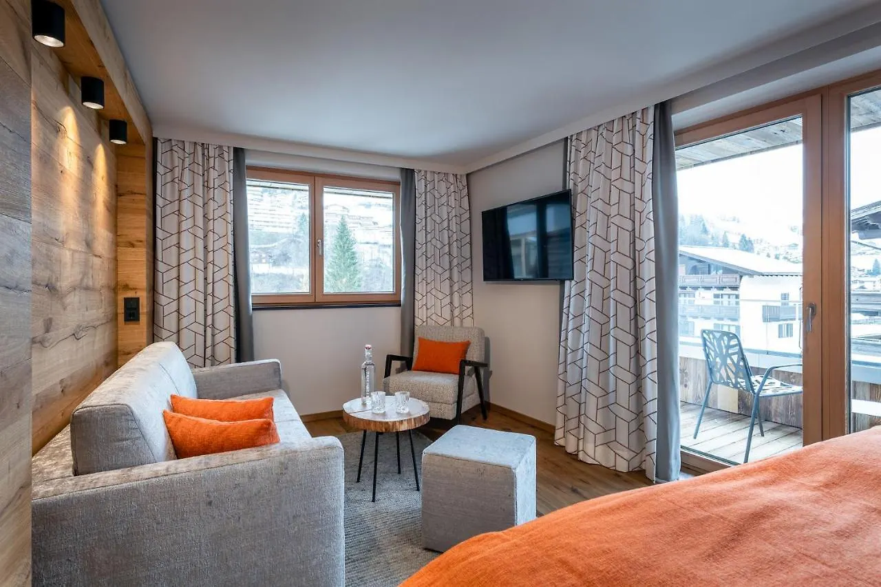 Hotel Das Zwoelferhaus Saalbach-Hinterglemm 4*,  Oostenrijk