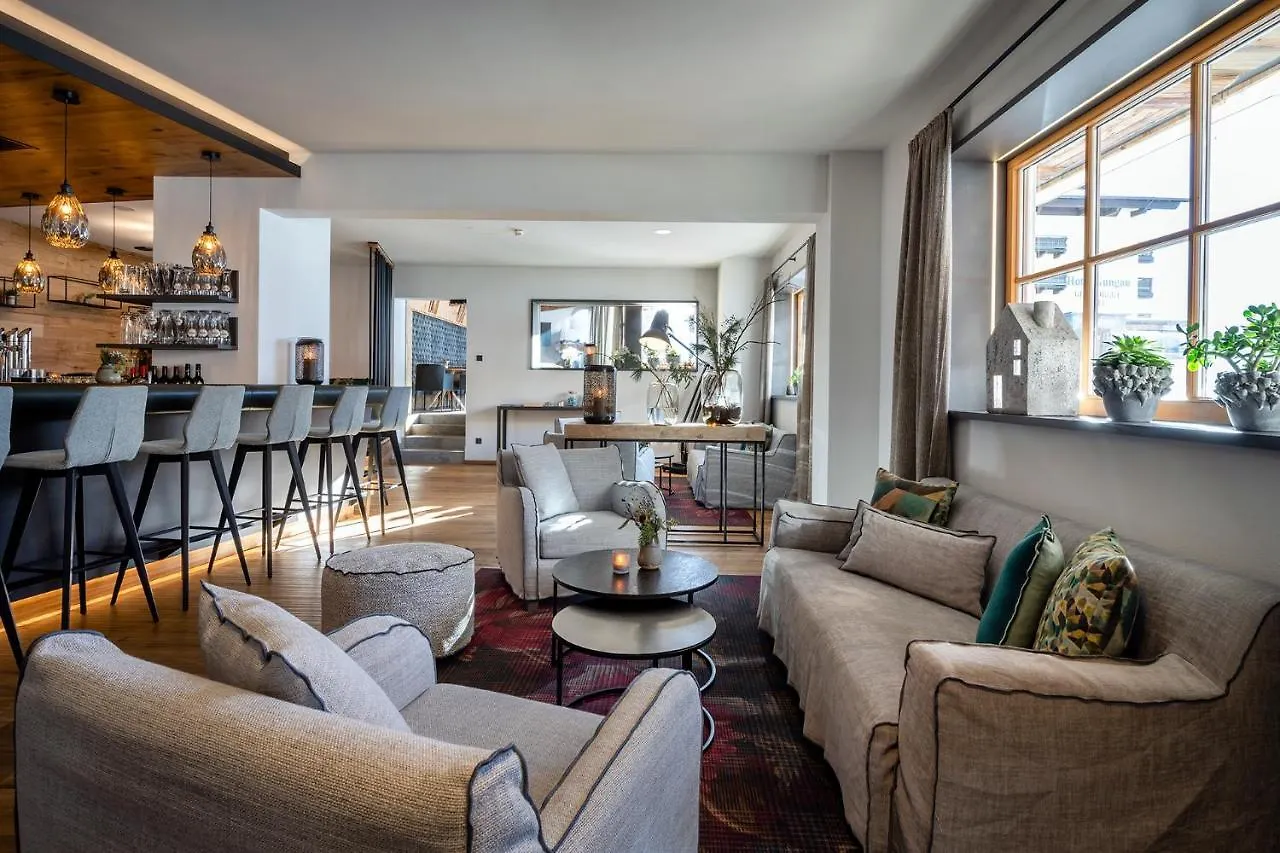 Hotel Das Zwoelferhaus Saalbach-Hinterglemm