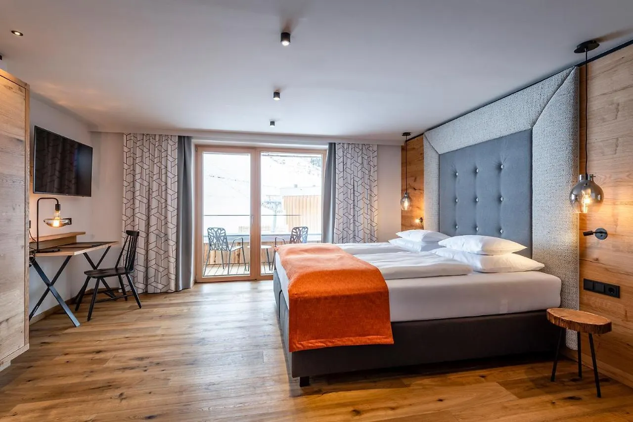 Hotel Das Zwoelferhaus Saalbach-Hinterglemm