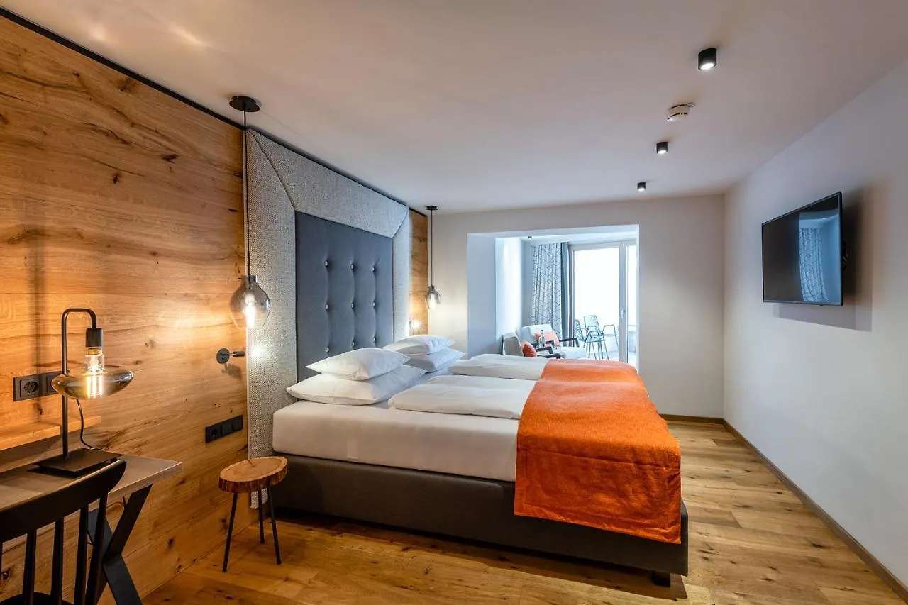 Hotel Das Zwolferhaus Saalbach-Hinterglemm