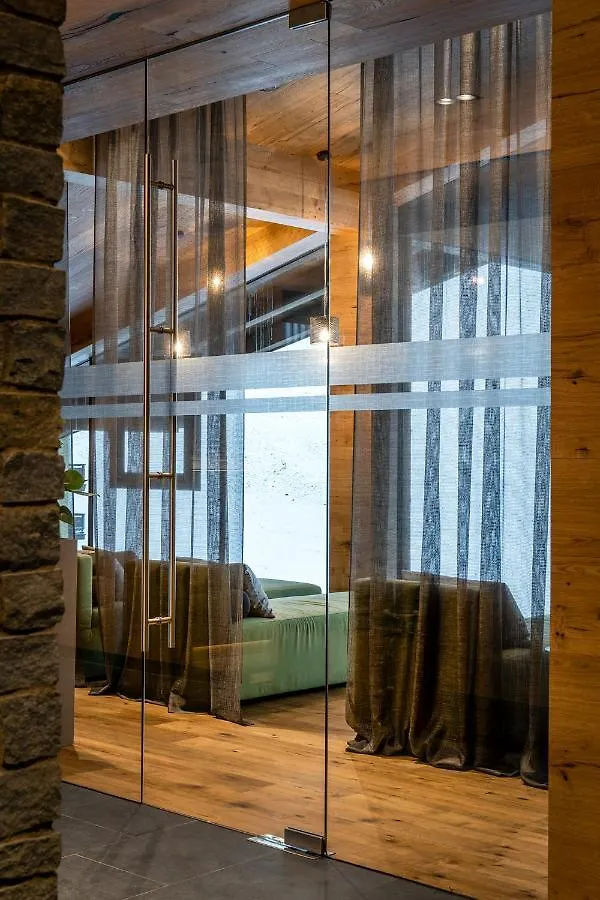 Hotel Das Zwolferhaus Saalbach-Hinterglemm