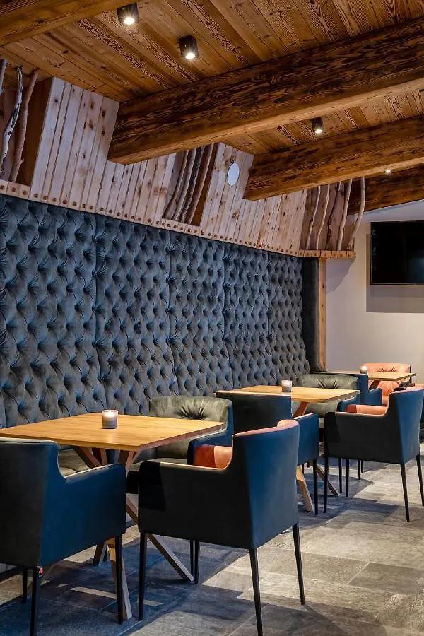 ****  Hotel Das Zwolferhaus Saalbach-Hinterglemm Austria