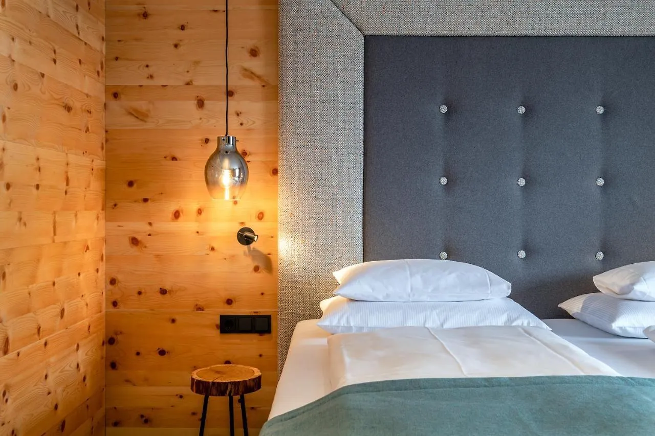 Hotel Das Zwolferhaus Saalbach-Hinterglemm