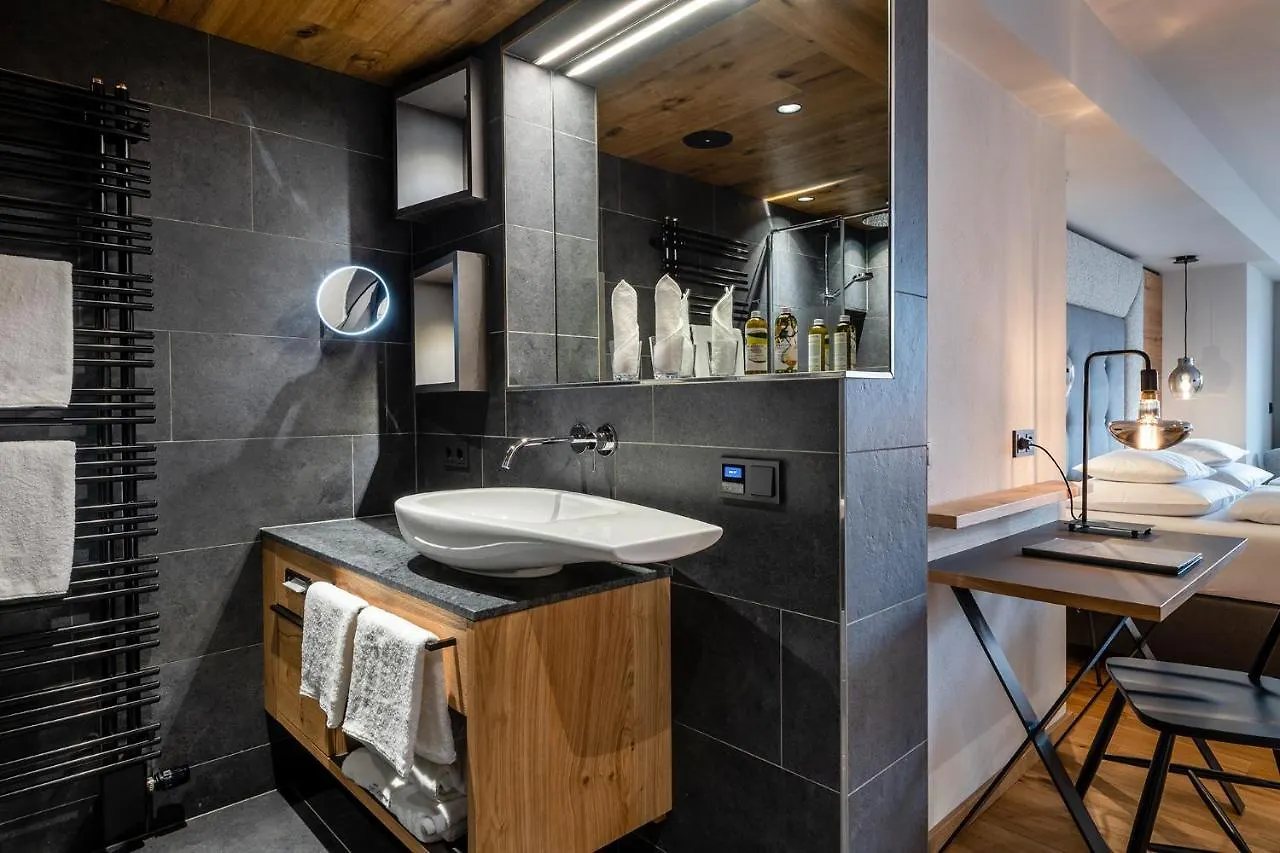 Hotel Das Zwolferhaus Saalbach-Hinterglemm