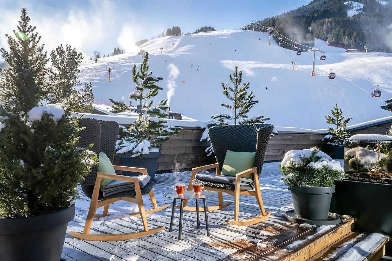 Hotel Das Zwoelferhaus Saalbach-Hinterglemm