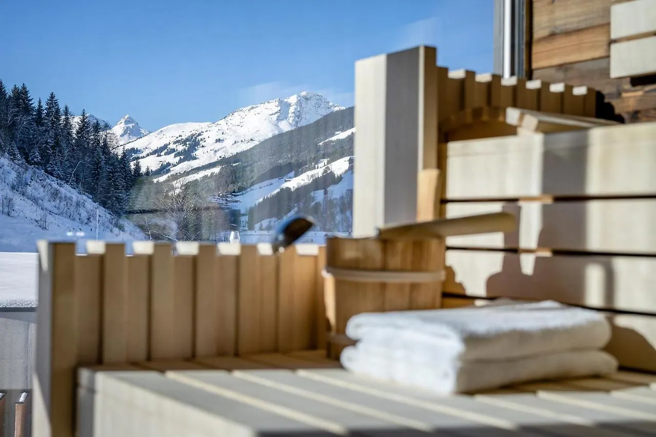 Hotel Das Zwolferhaus Saalbach-Hinterglemm